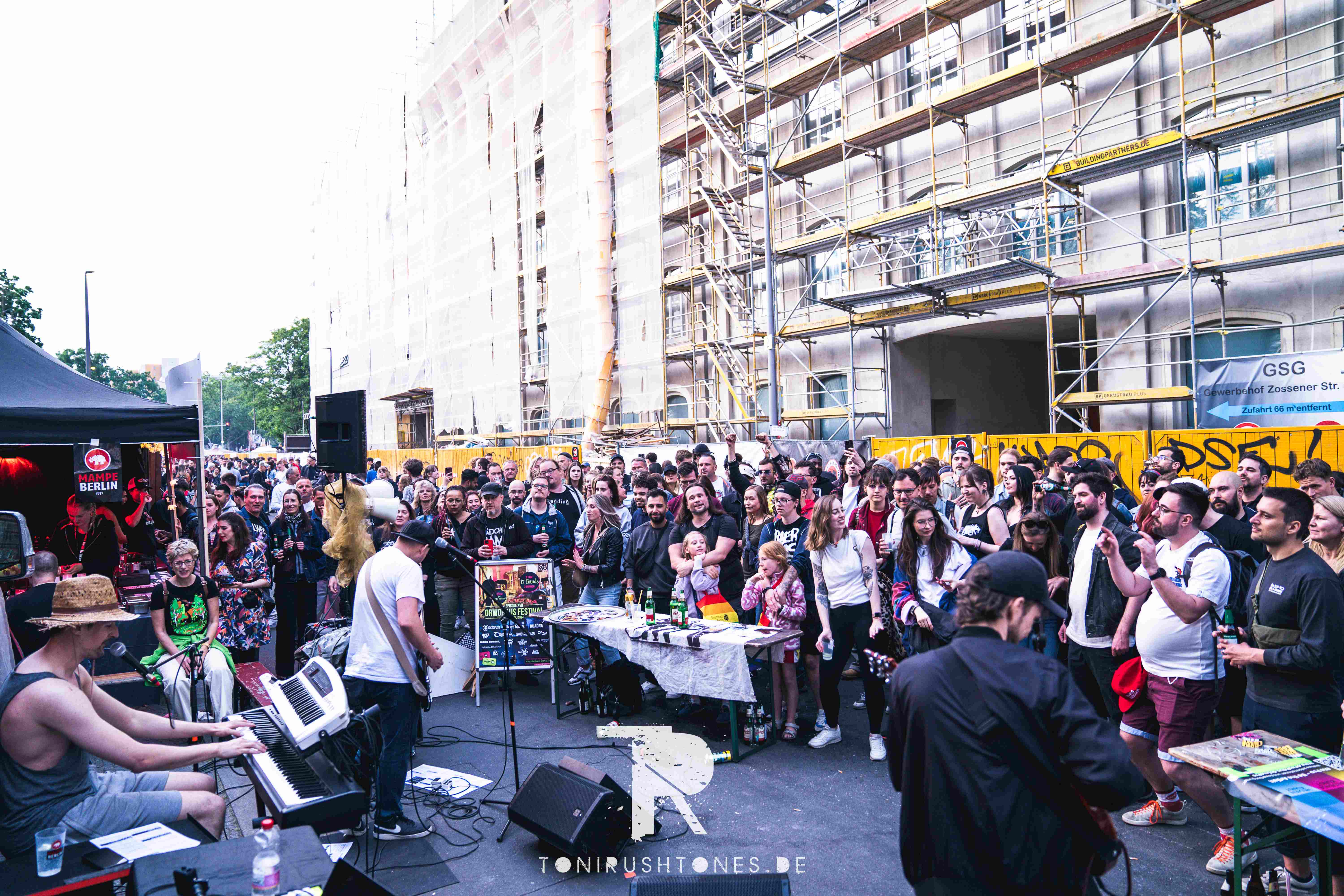 CrowdKDK